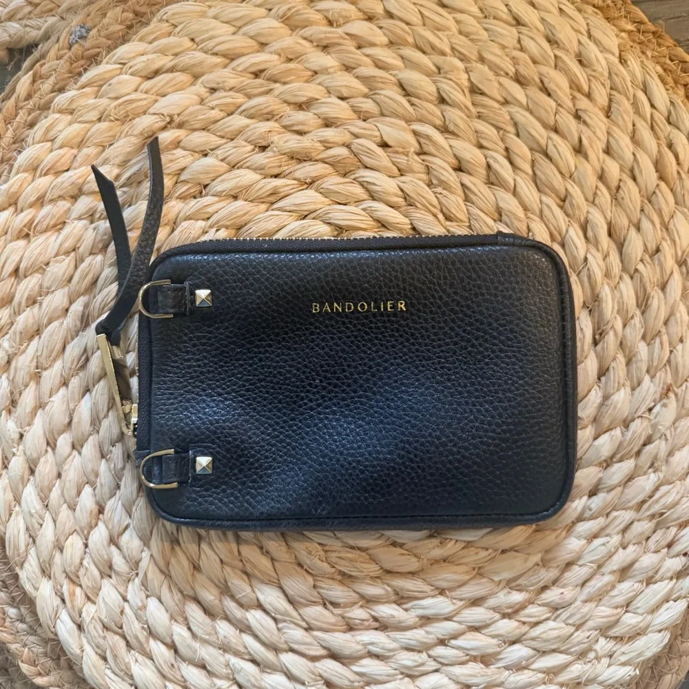 Bandolier EXPANDED POUCH Top Grain Leather Expanded Zip Pouch in Black/Gold - Picture 6 of 9